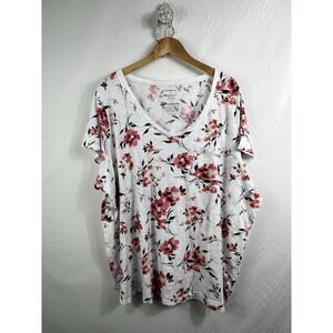 Torrid Plus Size 5 White Floral‎ Classic Fit Pocket Tee T-Shirt Top